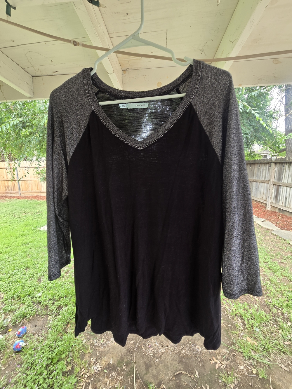 Maurices Black Body with Gray Raglan Long Sleeve V-Neck Top